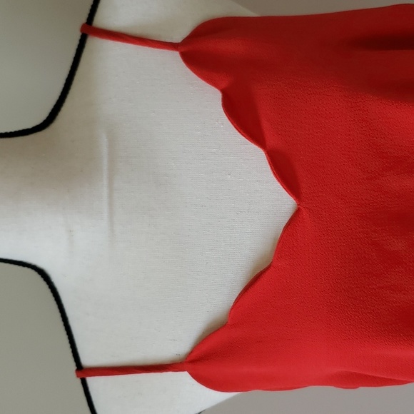 Monteau Red Tank Top with Scalloped Neckline Adjustable Straps Size XL - Picture 4 of 5